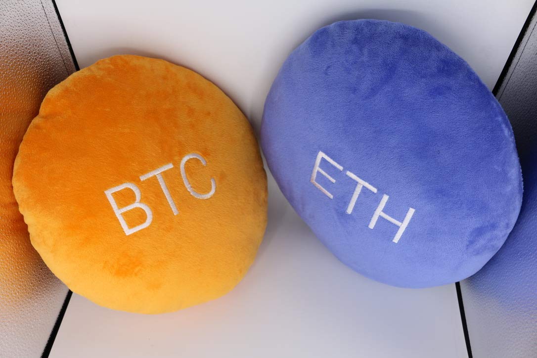 Ethereum Pillows - Embroidered Round Stuffed Plush Crypto Pillow ETH